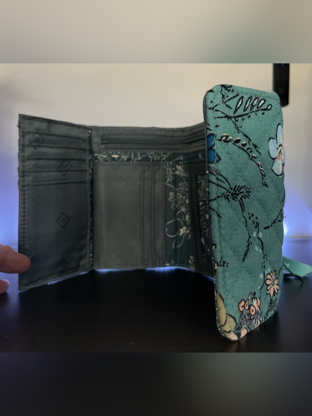 Oversized Hobo Shoulder bag + wallet - Sunlit Garden Sage by Vera Bradley - Picture 9 of 12